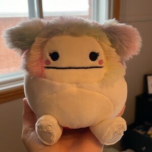 Brand New with Tags - Zaylee Squishmallow